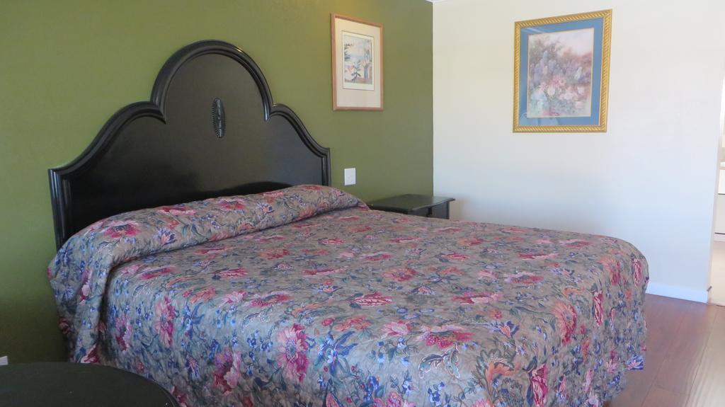 Castaway Motel Orange Dış mekan fotoğraf